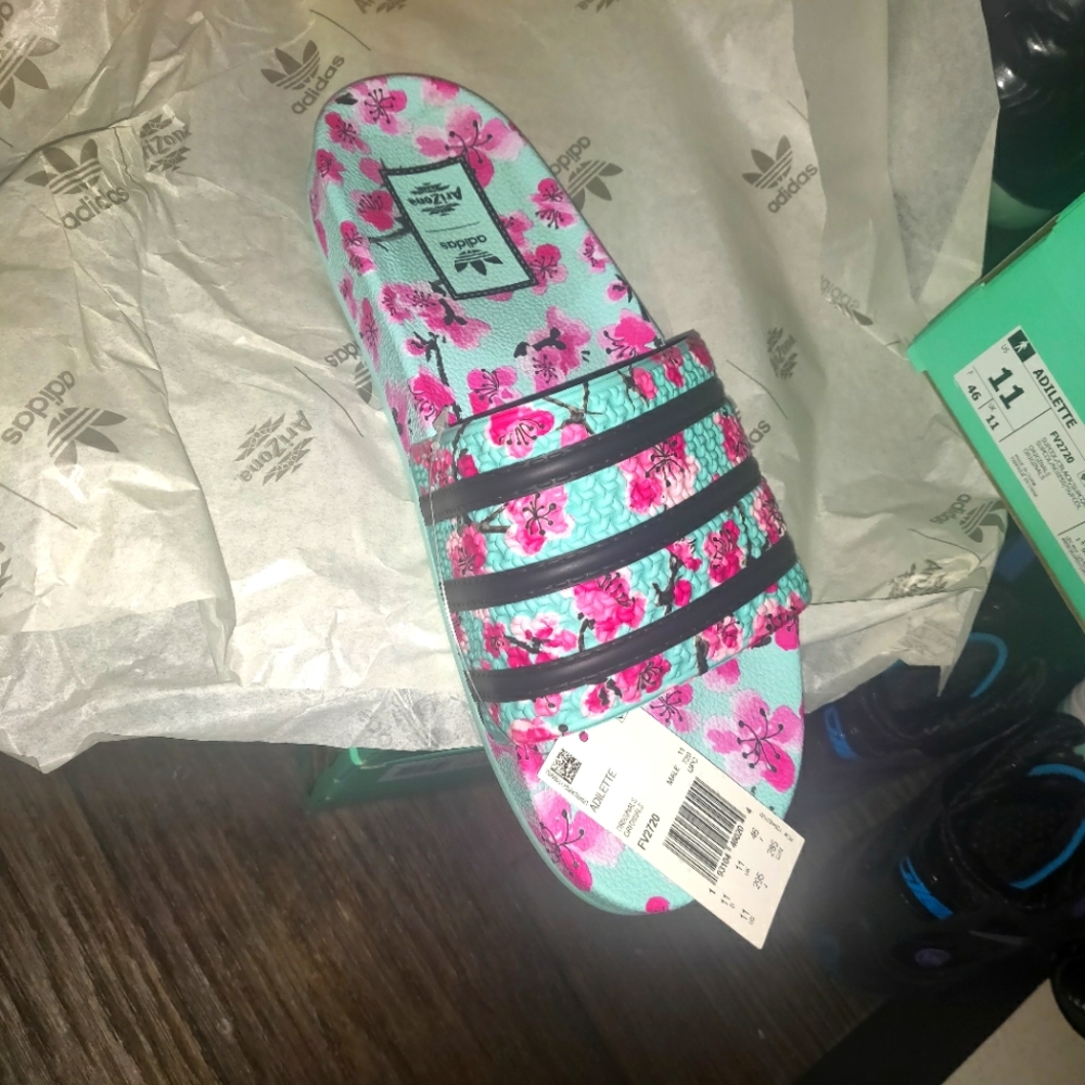 Adidas slides Arizona green tea theme
